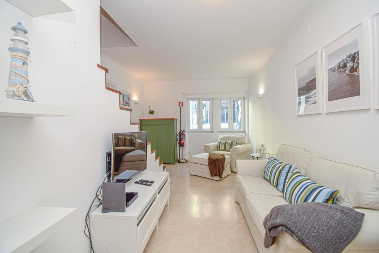 Central Family Apartment - 60 M From The Beach Cascais Exterior photo